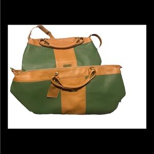 Elegant Green and Tan Travel Bag